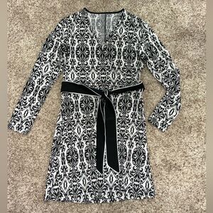Black and white damask-print V-neck dress sash belt XS